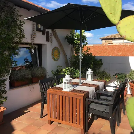 La Terrazza Sui Tetti Couette-café